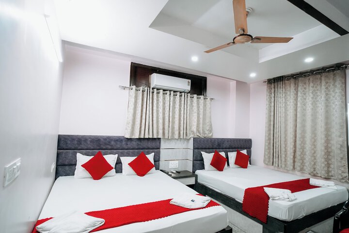 Room 10 of 43