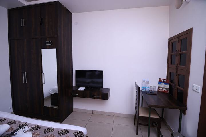 Room 11 of 46