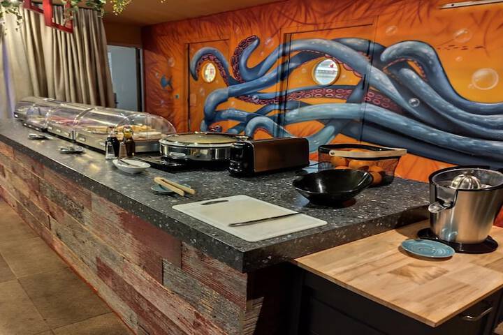Breakfast/Coffee Service 45 of 76