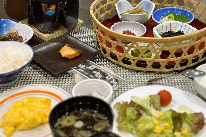 Breakfast/Coffee Service 10 of 13