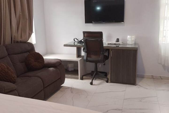 Room 14 of 31