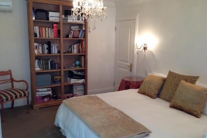 Room 3 of 28
