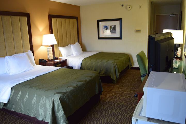 Double Accessible King Size Bed (4 of 11)