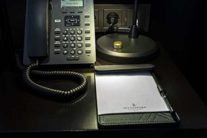 Room 13 of 73