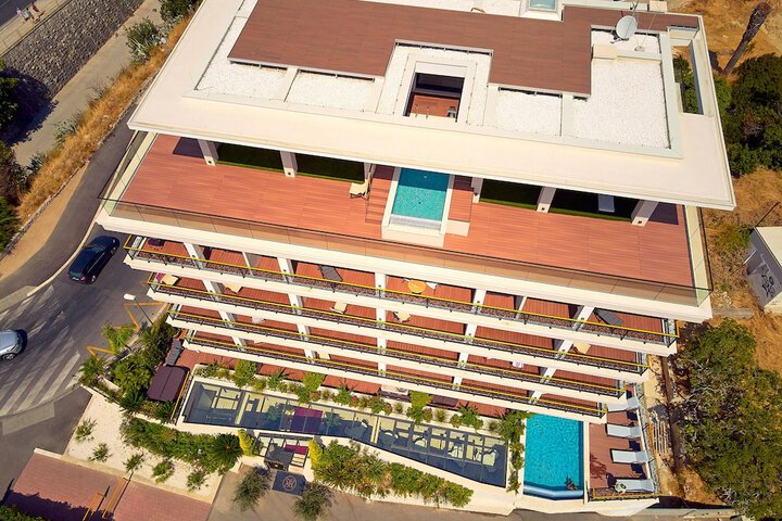Hotel 86 of 102