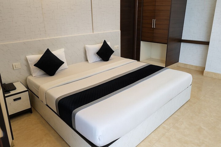 Room 21 of 43