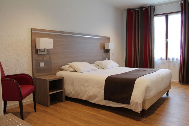 Room 6 of 46