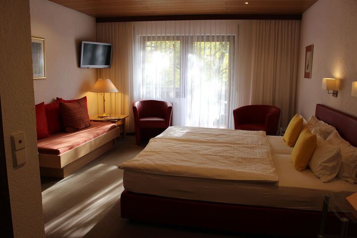 Room 22 of 49