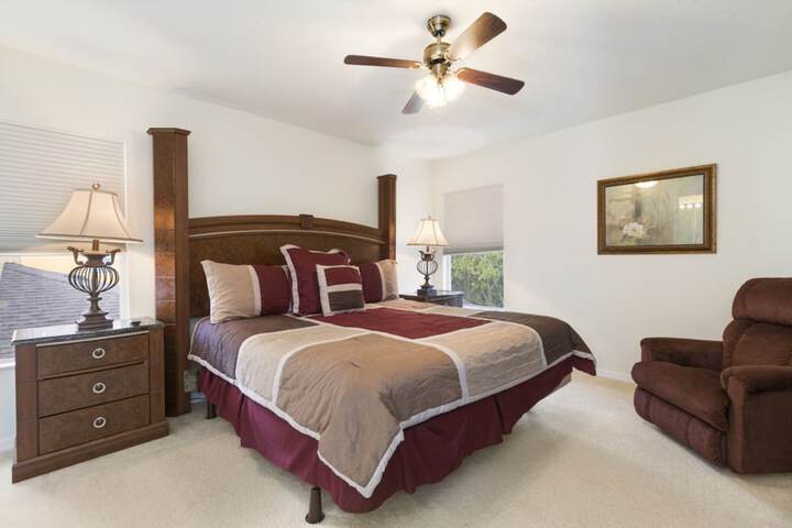 Room 10 of 35
