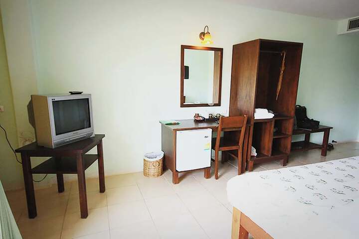 Room 18 of 67