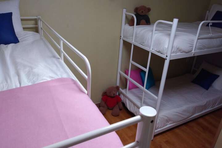 Room 3 of 44