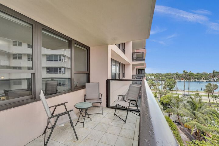 Terrace/Patio 501 of 723