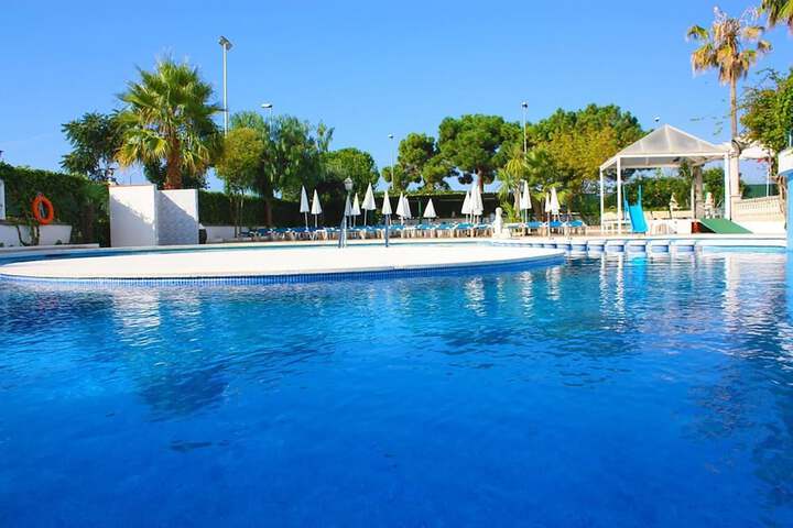 Pool Hotel