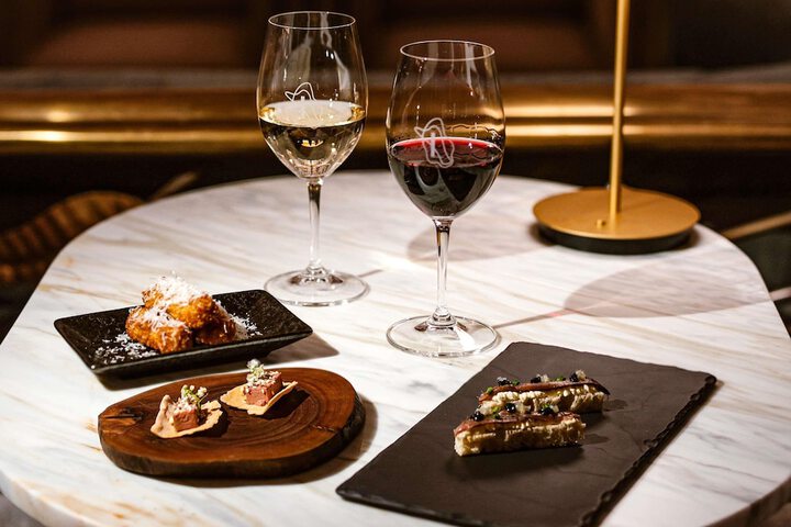 Dining 80 of 121