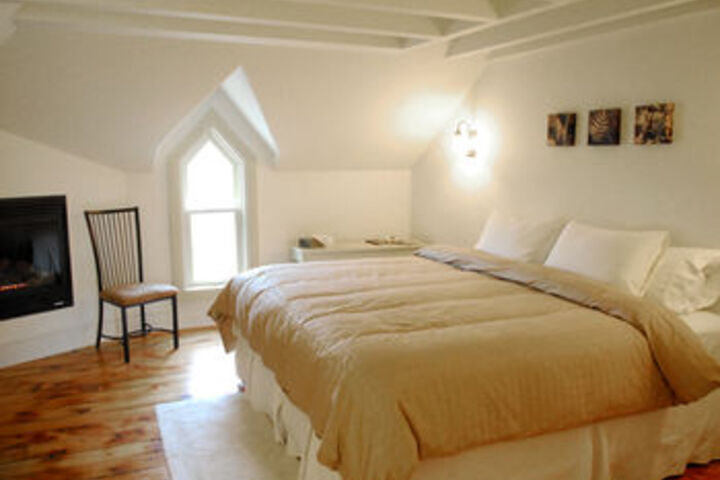 Room 14 of 17