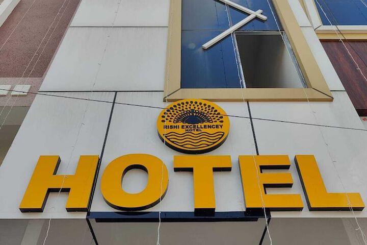 Hotel 12 of 13