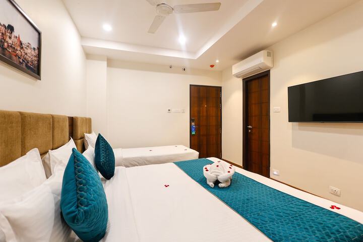 Room 15 of 121