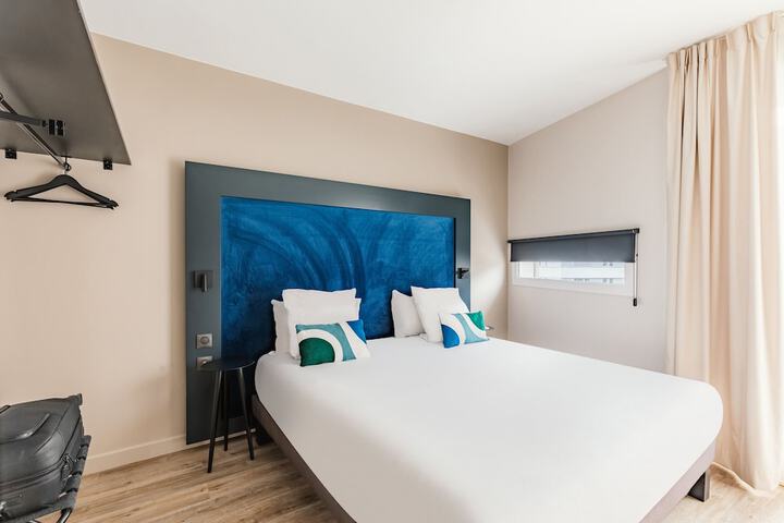 Room 14 of 39