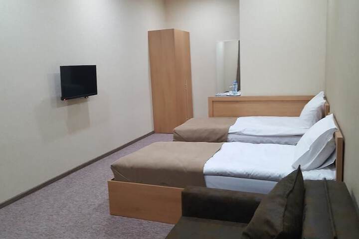Room 6 of 69