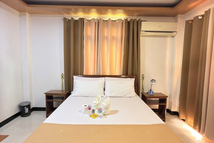 Room 20 of 36