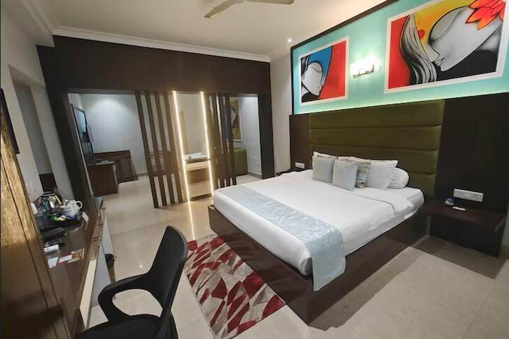 Room 36 of 130