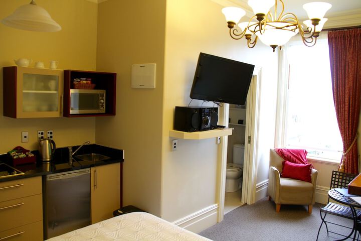 Room 14 of 70