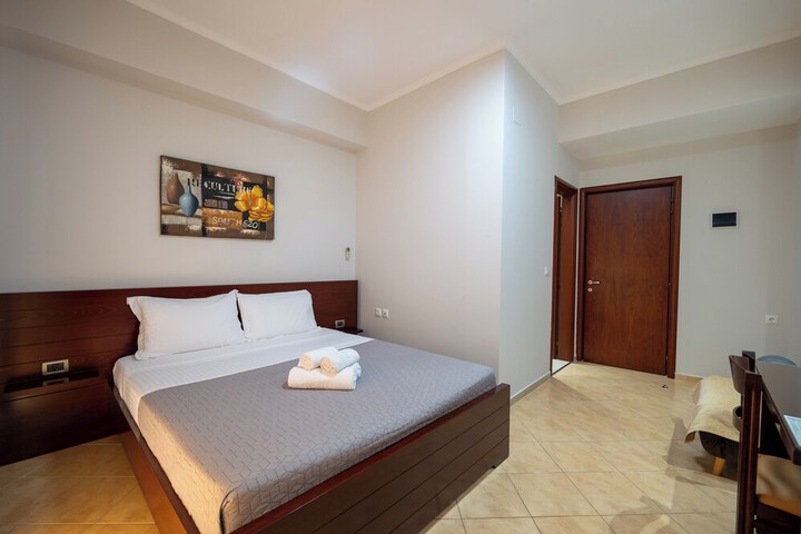 Room 86 of 245