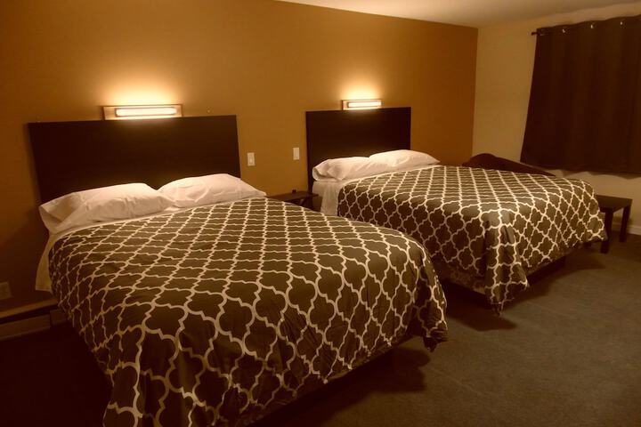 Room 2 of 27