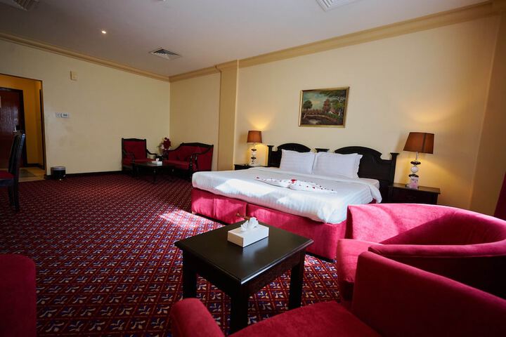 Room 45 of 80
