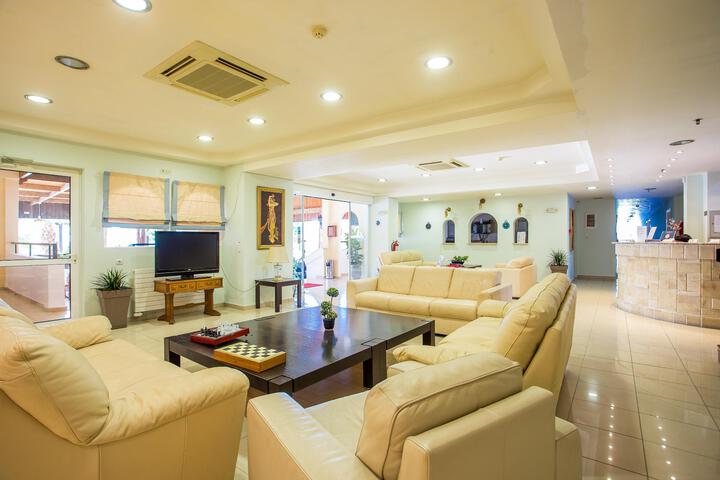 Hotel Interior 18 of 47
