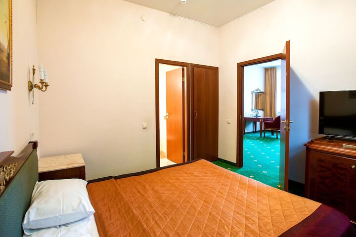 Room 14 of 55
