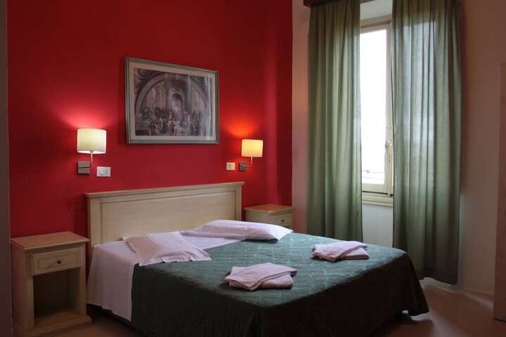 Room 6 of 36