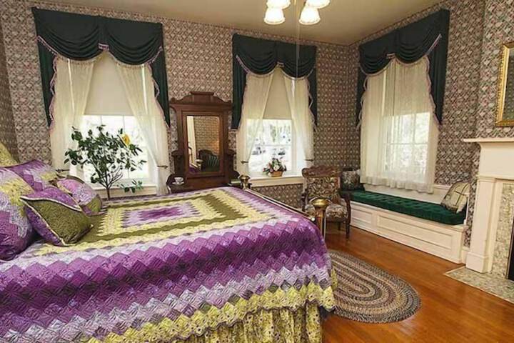 Room 14 of 39