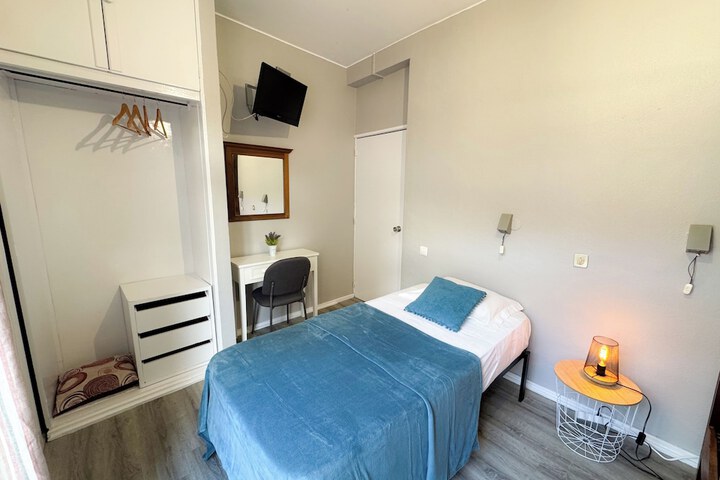 Room 22 of 35