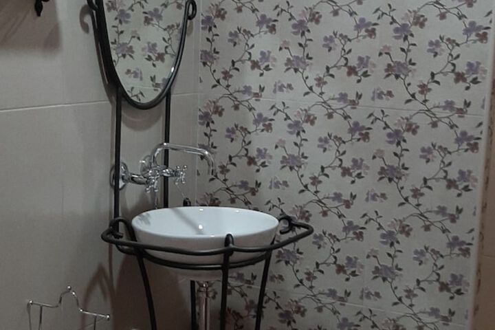 Room 36 of 47