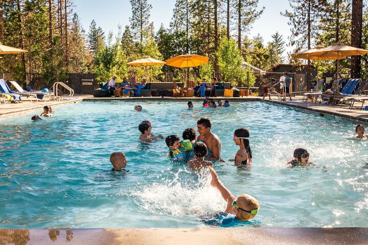 Swimming pool at Rush Creek Lodge and Spa at Yosemite