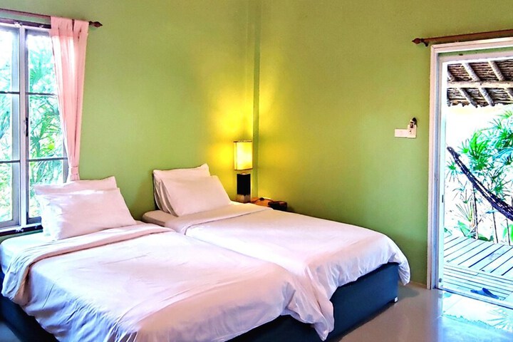 Room 17 of 68