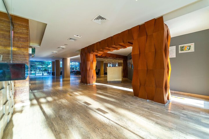Hotel Interior 5 of 122