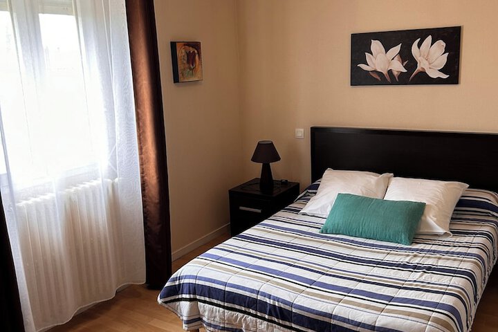 Room 3 of 7