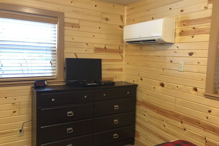 Room 25 of 259