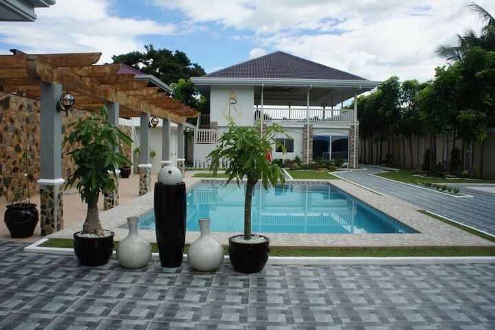 Pool 11 of 12