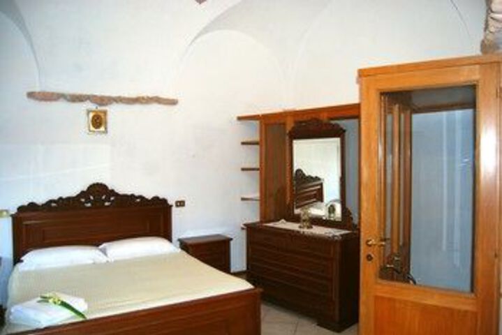 Room 15 of 54