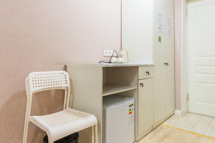Room 32 of 61