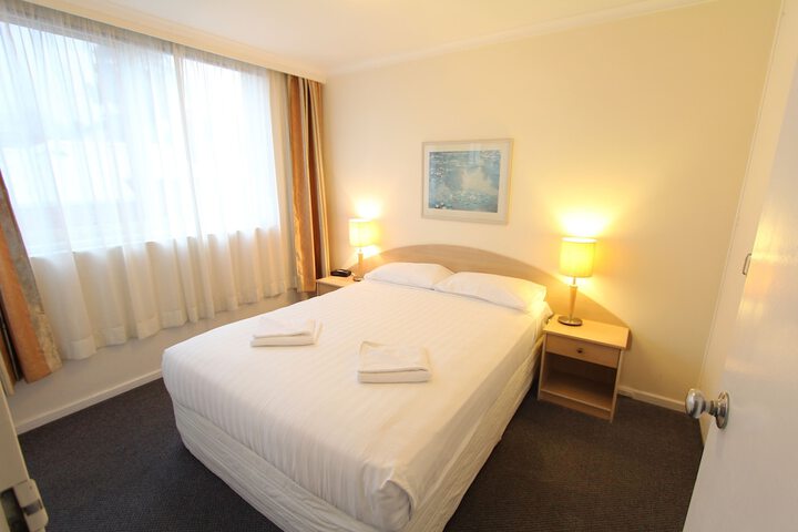 Room 6 of 22