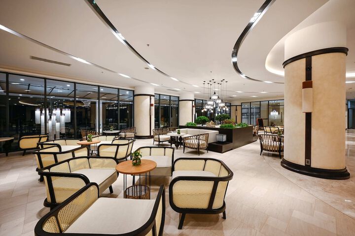 Hotel Interior 4 of 138