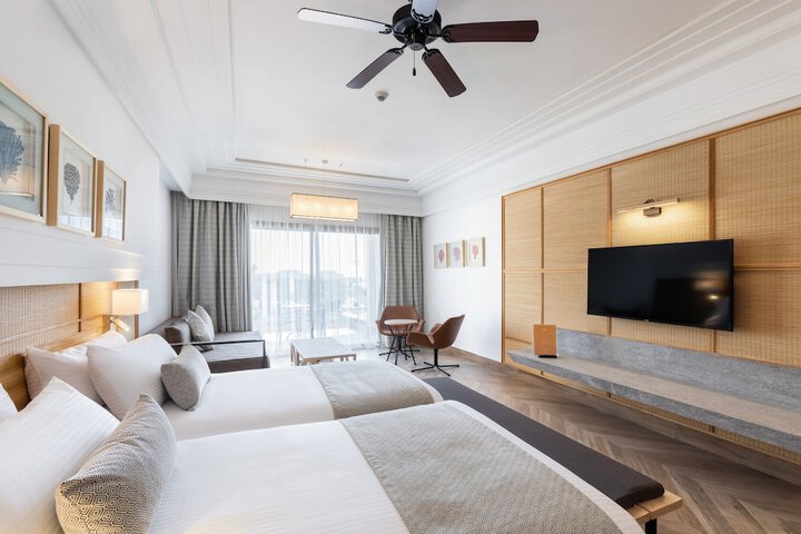 Room 10 of 39