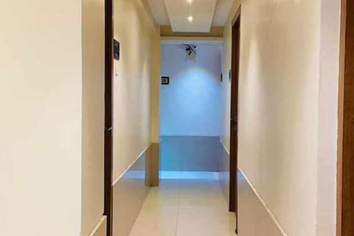 Hotel Interior 7 of 90