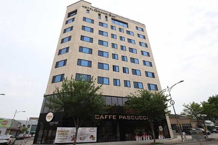 Hotel 90 of 92