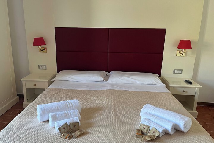 Room 19 of 27