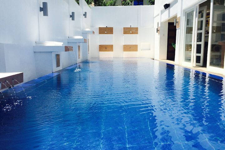 Pool 84 of 152